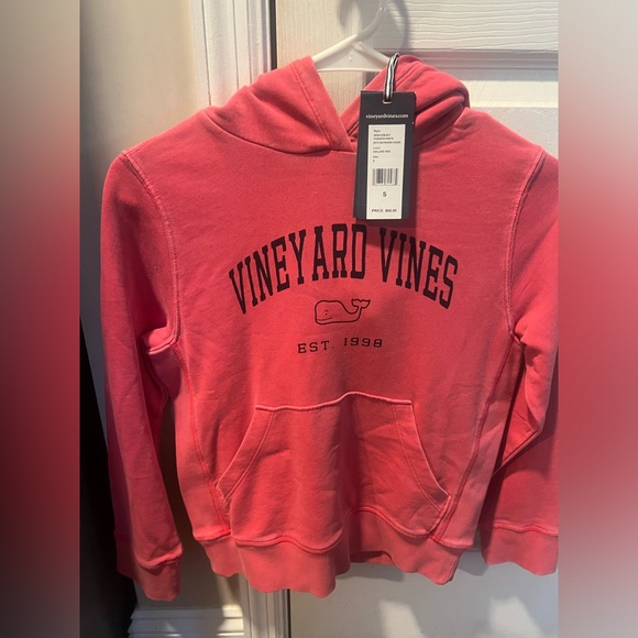 Vineyard Vines Hoodie size small- new with tags - Picture 2 of 5